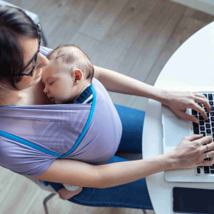 New mother using A Mama is Born online services